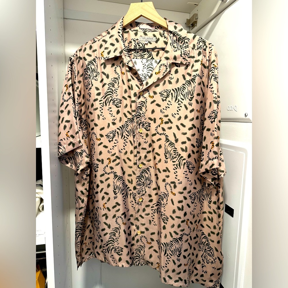 Men’s Ted Baker SS shirt - size 7